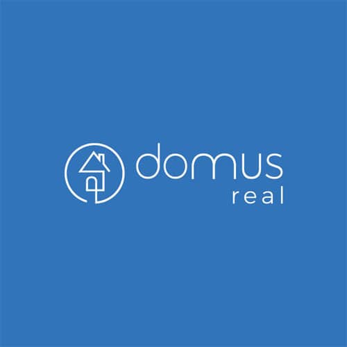 Ďalšie logo z mojej dielne DOMUS REAL pre realitnú spoločnosť.